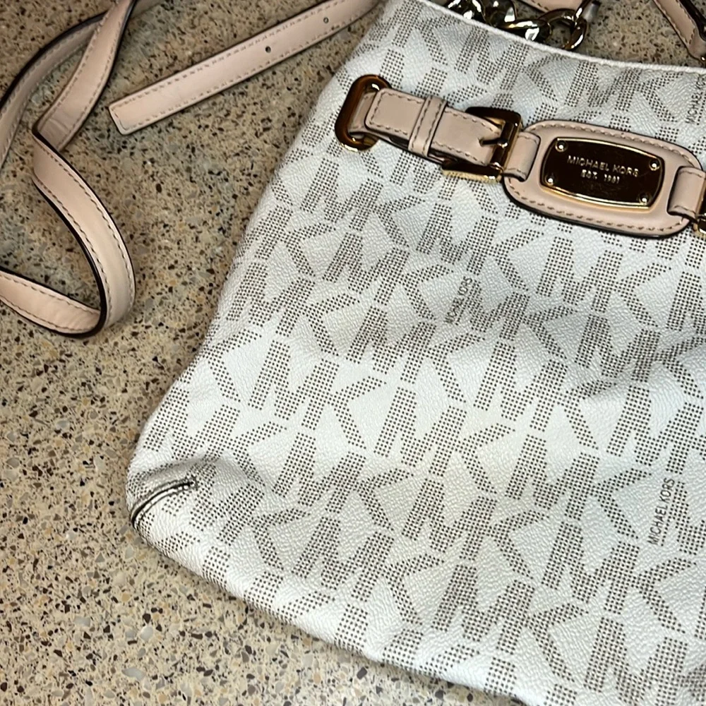 Michael Kors White and Beige Crossbody Purse